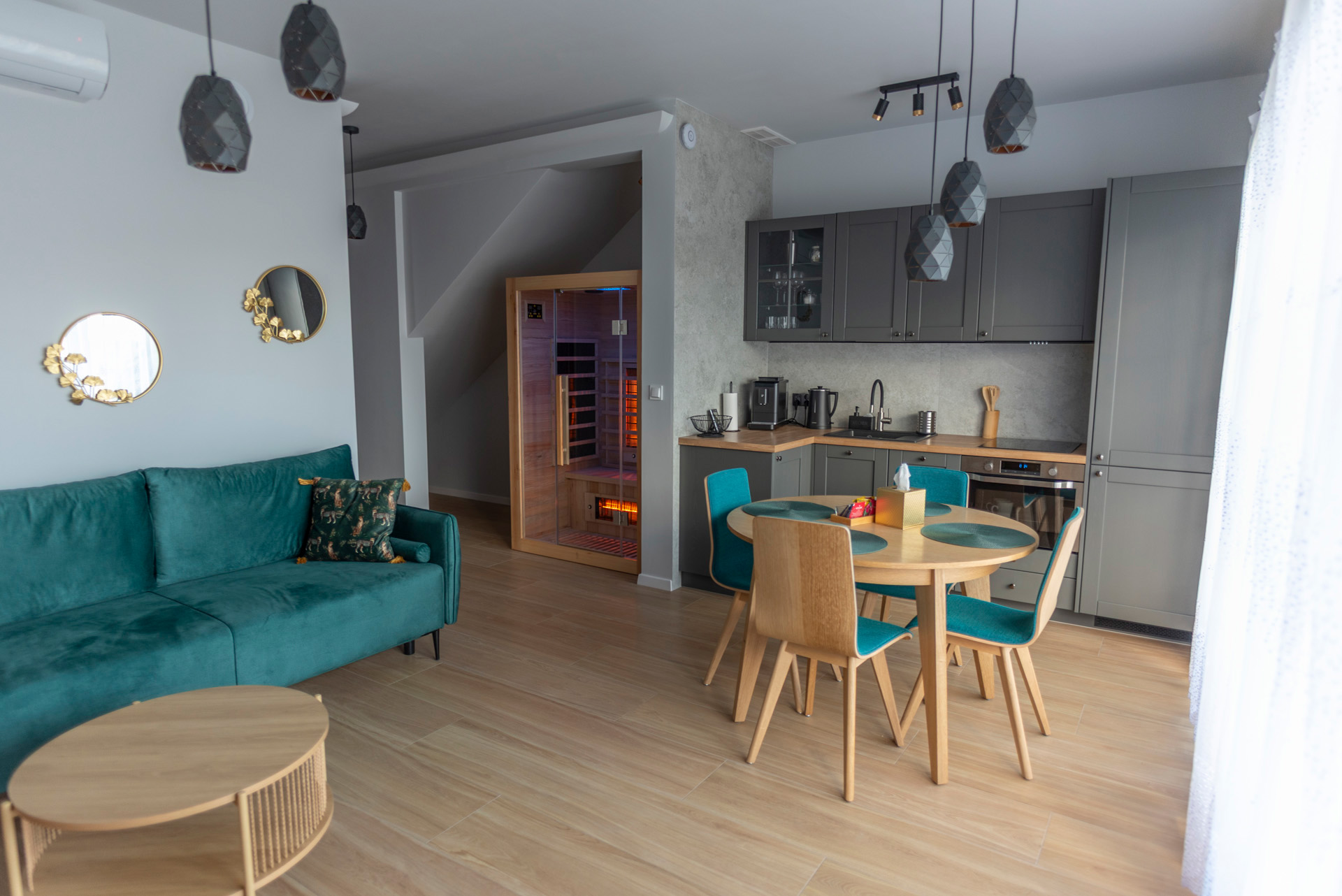 Ustka Holiday salon (1)